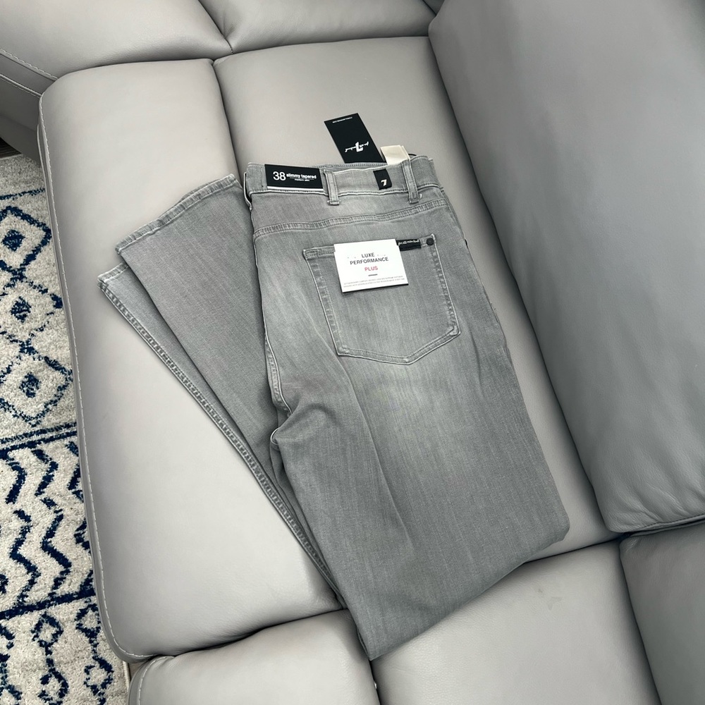 7FAM Luxe Performance Slimmy Tapered
